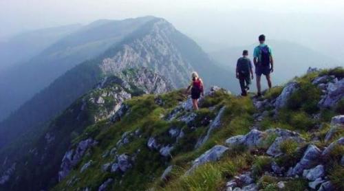 Fabuloasa Românie. Traseu de vară în Piatra Craiului - din Câmpulung la Podul Dâmboviţei