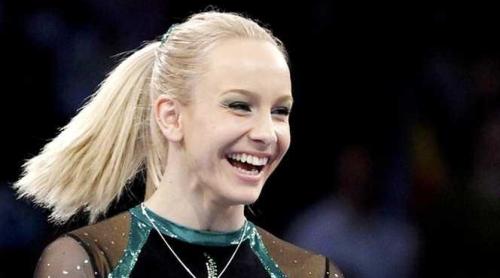 La mulți ani, Sandra Izbașa! Frumoasa gimnastă împlinește 34 de ani