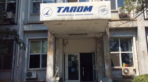 TAROM, atât în cer, dar mai ales pe pământ! Sediul companiei arată precum o gară într-un colț uitat de lume