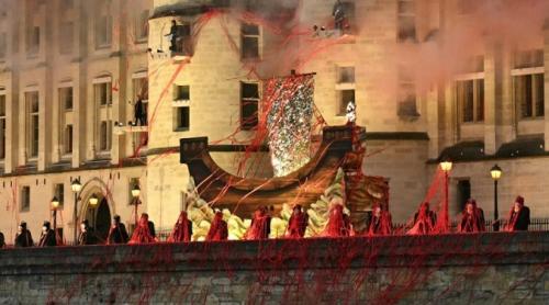 "Ceremonia de închidere va fi și mai frumoasă!": Charlie Hebdo ironizează spectacolul de deschidere de la JO 