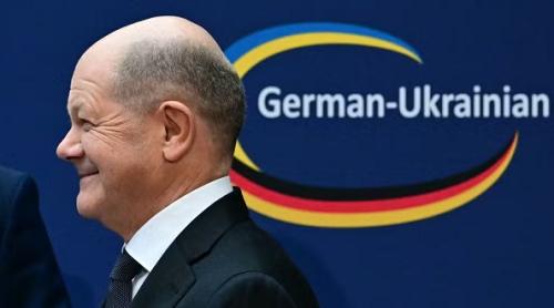 Olaf Scholz încurajează investițiile în Ucraina, „viitor membru al UE”