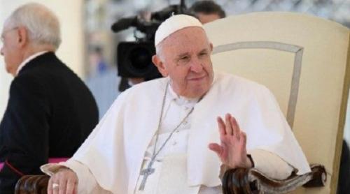 Papa Francisc a decedat în urma unui AVC