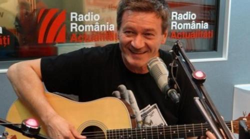 La mulți ani, Eugen Baboi (trupa Poesis)! Cel care ar vrea să ne cânte ”încă două mii de ani”
