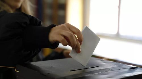 Politico: Nu vă lăsați păcăliți de alegerile de duminică — dreapta radicală europeană este mai puternică ca oricând