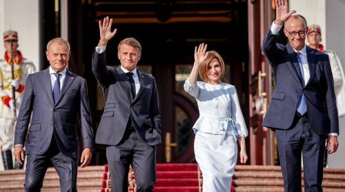 Macron aduce „sprijin hotărât” Moldovei: "Propaganda Rusiei spune că europenii doresc războiul și că UE opresează popoarele. Sunt minciuni"