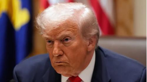 Donald Trump impune sancțiuni asupra a două companii petroliere rusești