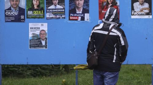 REUTERS - București votează în cursa pentru primărie care ar putea aduce extrema dreaptă la conducerea primei capitale a UE