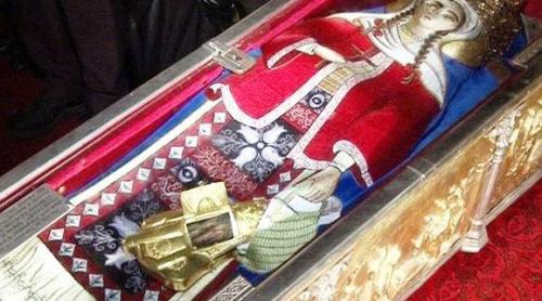 Sfânta Filofteia, protectoarea pruncilor, apărătoare de secetă