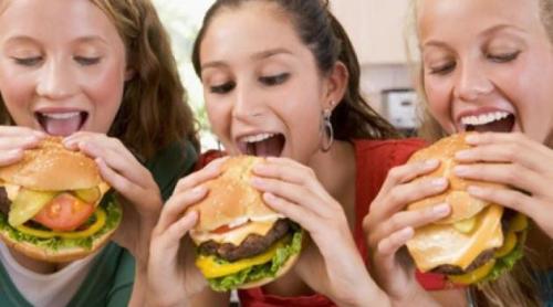 Tradiţii şi superstiţii. Ce e bine şi ce nu e bine să mănânci ca să fii sănătos