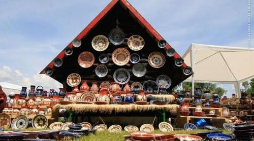 Fabuloasa Românie. Meşterii olari de la Horezu