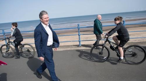 Marea Britanie implementează „orașele de tip stalinist de 15 minute”: când „teoria conspirației” devine politică oficială