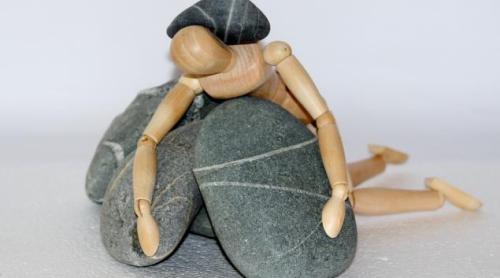 Depresia îmbolnăveşte tot organismul, fiind o cauză a cancerului, diabetului... şi a maladiei Alzheimer