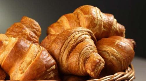 Cornul și CANCERUL: Carbohidrații sunt mai periculoși decât fumatul!