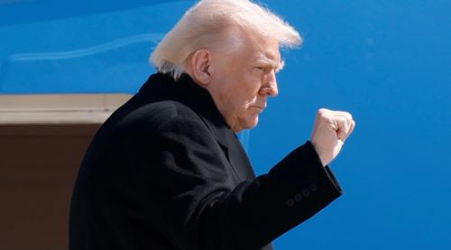 Trump: „Nu trimitem trupe în Iran… dar avem toate opțiunile pregătite”