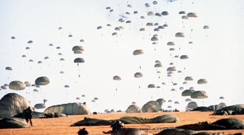 Parașutiștii americani din divizia 82 Aeropurtată au ajuns în Orientul Mijlociu