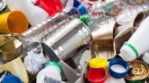 Bisfenolul măreşte riscul de naştere prematură şi cancer al sânului