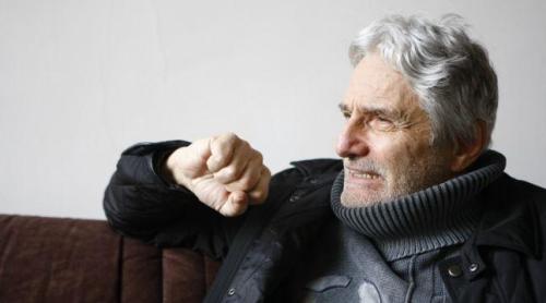 La mulți ani, Mircea Daneliuc! Regizorul rebel care a pus pe jar cenzura comunistă