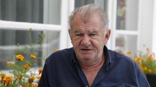 La mulți ani, Florin Zamfirescu! Un actor în ”Iarba verde de acasă” a neamului românesc