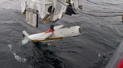 Marina americană a trimis roboții în Strâmtoarea Ormuz pentru a curăța zona de mine