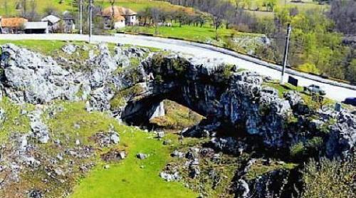 Fabuloasa Românie. Drumul spre Rai - Podul lui Dumnezeu de la Ponoarele