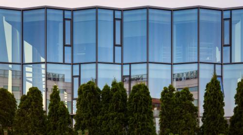 Tehnologii inteligente care schimbă viitorul construcțiilor moderne