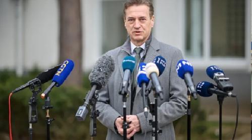 Întoarcerea la „valorile tradiționale” și „închiderea robinetului” banilor pentru ONG-uri: naționalistul Janez Janša, tot mai aproape de putere în Slovenia