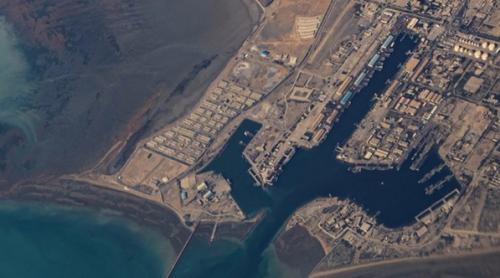 Explozii în Golful Persic: Iranul activează apărarea aeriană în zona Strâmtorii Ormuz