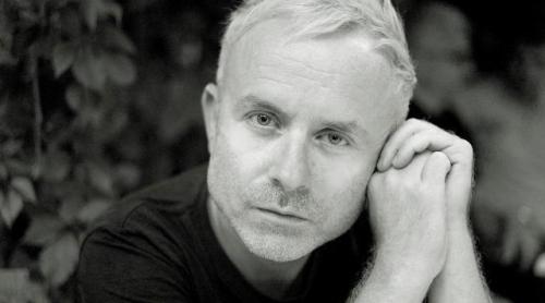 La mulți ani, Radu Afrim! Unul dintre cei mai talentați regizori de teatru din ultimul sfert de veac