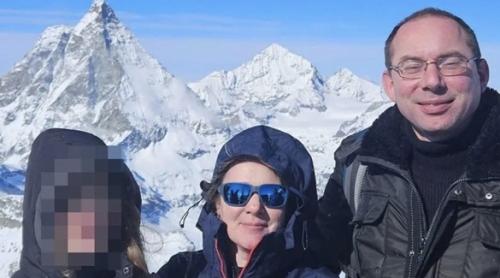 Olanda: O adolescentă care „se identifica drept câine”, suspectată că și-a ucis părinții și a distribuit colegilor imagini cu masacrul
