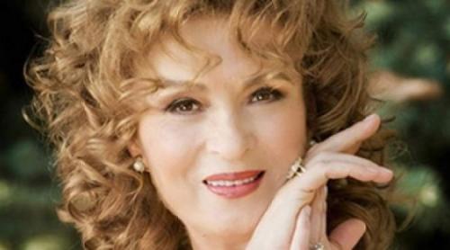 La mulți ani, Angela Similea! Întotdeauna o prezență, o eleganță și o voce fermecătoare în muzica ușoară românească