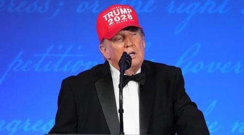 Donald Trump către presa americană: „Când voi pleca, veți da toți faliment. Nu vă imaginați cât sunteți de norocoși