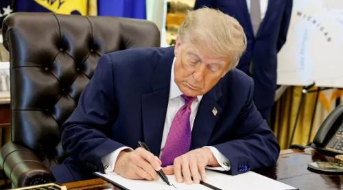 Donald Trump semnează un decret pentru a schimba numele „lacului Ontario” în „lacul Americii”