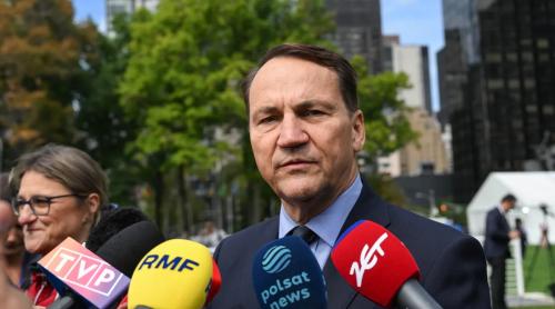 Ministrul polonez de externe se pregătește de război: „Mi-am făcut rezerve de orez, dulceață din propria grădină și știu unde este adăpostul”