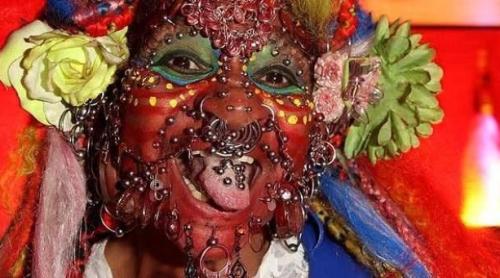 Tradiţii şi superstiţii. Sfaturi băbeşti. De ce e bine să purtaţi cercei şi inele