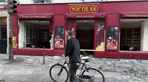Noi violențe în Franța după cele din 17 octombrie: Jafuri și confruntări la Paris, Lyon și Marsilia