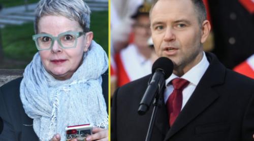 Anna Korwin-Piotrowska, judecătoarea care și-a asumat conducerea Tribunalului Constituțional al Poloniei:«Nu sunt polițiști aici, e liniște», în timp ce jandarmii cu scuturi păzeau gardul”. Invocă o «stare de necesitate» care nu există în Constituție 